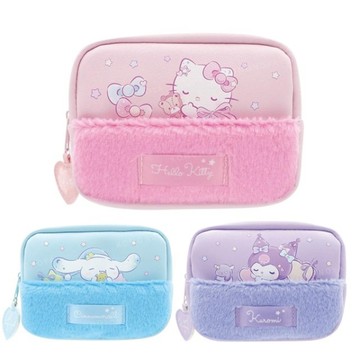 小禮堂 Sanrio 三麗鷗 絨毛拼接化妝包 (睡衣款) Kitty 大耳狗 酷洛米