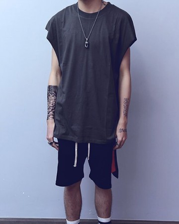 FINDSENSE Z1 韓國 男 時尚 街頭 寬鬆素面背心 無袖T恤 特色短T 素面T