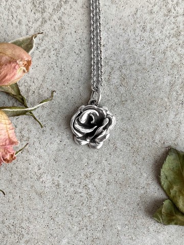 925純銀玫瑰項鍊 / 花 / 植物 / 復古 / 防過敏 / 含鍊