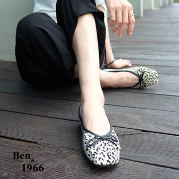 Ben&1966高級燙鑽布流行豹紋方頭包鞋-米白(226132)