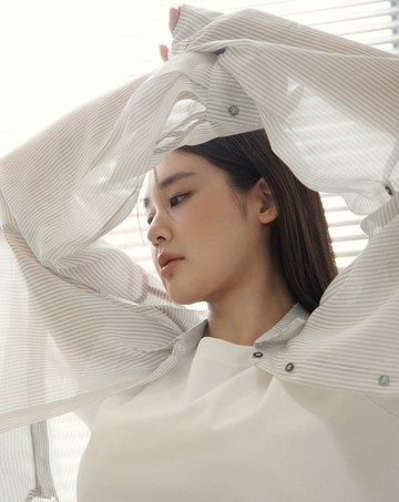 細條紋質感百搭襯衫