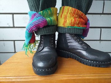彩虹手工針織羊毛及踝圍巾