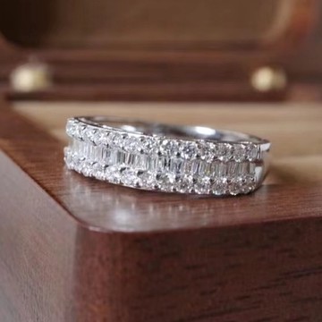 璽朵珠寶 [ 18K金 T鑽  鑽石 線戒 ]  微鑲工藝 精品設計 鑽石權威 婚戒顧問 婚戒第一品牌 鑽戒 GIA