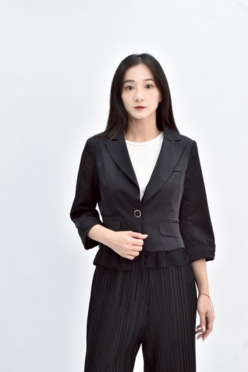 (S) 【德馨私服】質感長袖假兩件黑色外套