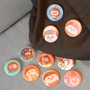 Plastic Thing食妹 3D徽章