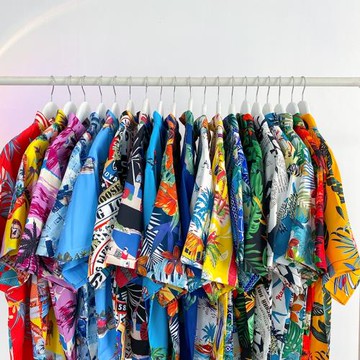 夏季港式沙灘花襯衫短袖東南亞海島花襯衣拍攝海邊海南度假情侶潮