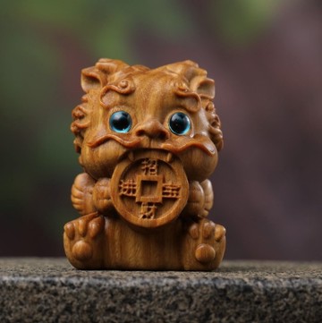 預購【保庇BOBEE】 中國工藝 家財萬貫吞金獸 貔貅擺件公仔 - 綠檀吞金貔貅 + 送招福小金龜 X 1