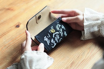 1983ER×今晚我是手 黑色/創造/布紙小包/聯名款 超輕量40g 絹印