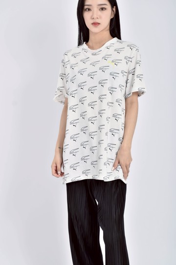 (S) puma滿版白色短袖上衣