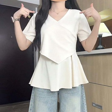 休閒T恤女 上衣 T恤 小衫 夏季t 短袖衫 短袖薄款遮肚子上衣夏季小衫寬鬆休閒V領大碼交叉胖mm荷葉邊女T恤 女裝
