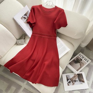 小香風夏季女法式復古冰絲針織連衣裙A字蓬蓬裙禮服小紅裙高級感