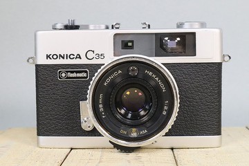 【免運】【功能完好】復古底片相機 Konica C35 flashmatic S/N 140585 p118