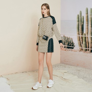 OUWEY歐薇 時尚老花異材鬆緊A字短裙(深藍)3222172005