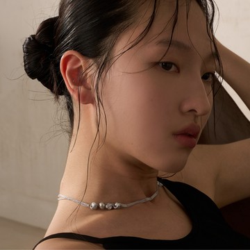 Quiet | 蜿蜒灰調珍珠磁吸項鍊