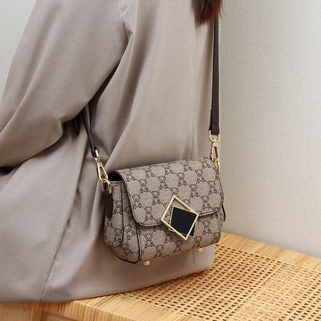 Viney包包女包百搭新款斜挎包單肩包時尚小包潮高級感夏季小方包