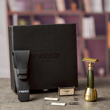 [快速出貨]【FREED】古銅系列尊爵四件組雙刃式刮鬍刀禮盒 - 大地綠 客製化刻字  生日禮物 送禮推薦 男生禮物 摩羯座 水瓶座 禮物獨家 新品上市 情人節禮物