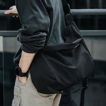 Marco Polo 尼龍防水郵差斜背包 MP4041  黑色  33 x 28 x 19 cm