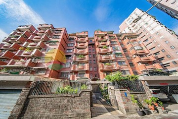 陽明學區採光室內大空間正四房｜高雄市三民區應安街