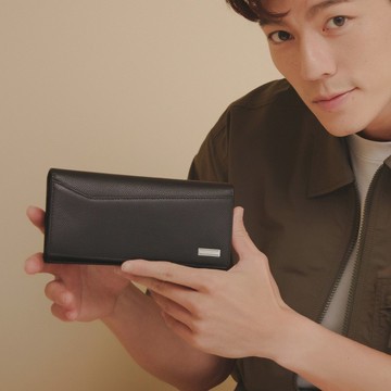 【金安德森】Beau斜切造型單窗翻蓋長夾-碳石黑