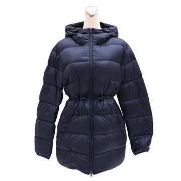 BURBERRY 品牌經典款連帽款腰部抽繩中長版羽絨外套(深藍)