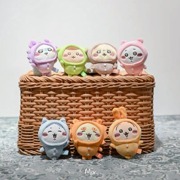 【快速出貨】iSNEAKERS | 日本 Chikawa 吉伊卡哇 睡衣派對 吊飾 娃娃