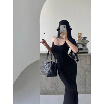 YoungGirlDay純欲風性感扭結褶皺收腰修身包臀露背掛脖連衣裙長裙