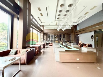 文山特區公園首排｜質感2+1房車位｜高雄市鳳山區文鳳路