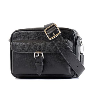 COACH 男款 Warner 荔枝紋拉鍊斜背包-黑色