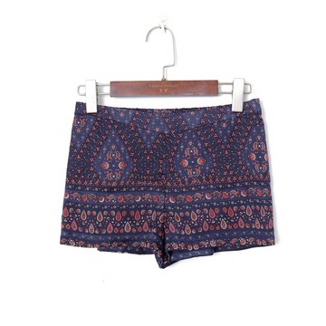 春季女裝清新度假風復古印花熱褲半松緊低腰輕薄透氣短褲