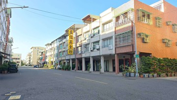 正義車站v武廟商圈全新翻修電梯住店｜高雄市苓雅區義勇路