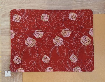 手作蕾絲裝飾巾-霜玫瑰