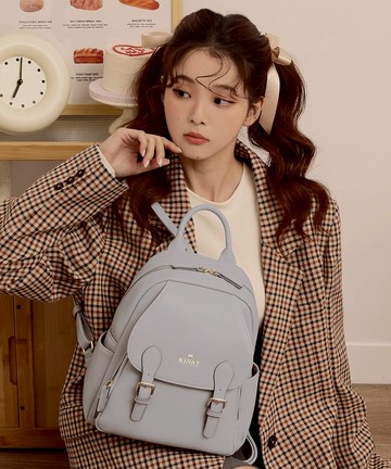 多袋皮革飾釦掀蓋雙拉鍊手提後背包-泡泡海鹽-甜布丁系列(BY96535-91)