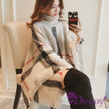 【Decoy】精品格紋＊保暖高針織領毛衣斗篷披肩/米
