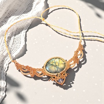 Crystoria Stone | Macrame | 南美蠟線 | 項鍊 | 黃光拉長石