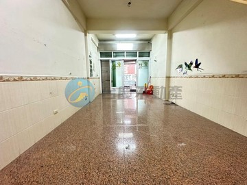 鳳山建國路輕屋齡透天店面｜高雄市鳳山區建國路一段