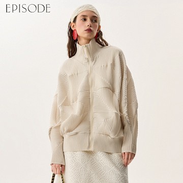 EPISODE - 寬鬆彈力皺褶拉鏈立領外套E52006（白）