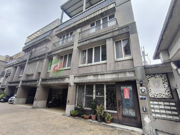 雅潭路雙併花園雙車位輕屋齡大坪數優質別墅｜台中市潭子區雅潭路二段