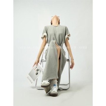 (免運)顧里里/灰色連衣裙廳里廳氣夏季2025新款設計感開叉T恤裙子顯瘦