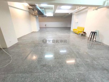 大里近南區百坪多功能大空間附直達平面車位｜台中市大里區中興路二段