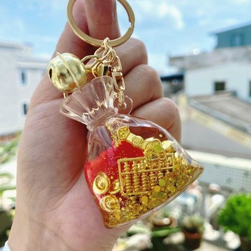 🙏🏻紫南宮過爐開光🙏🏻8月初更新-新款高顏值創意亞克力入油流沙招財鑰匙扣書包掛件包包元寶國風鏈 QOPK