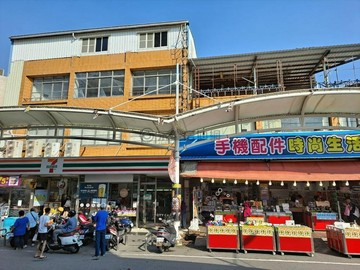 旗津大面寬雙店面都市計畫內有收租 可申請危老重建｜高雄市旗津區廟前路