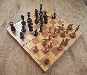 1977 年蘇聯木製小型西洋棋組 — 復古 49 年老西洋棋遊戲 USSR