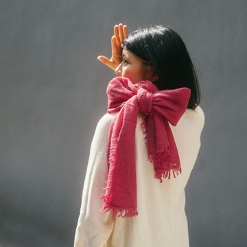 Choose to Be • 春桃 • 100% Cashmere 圍巾 • 生日禮物