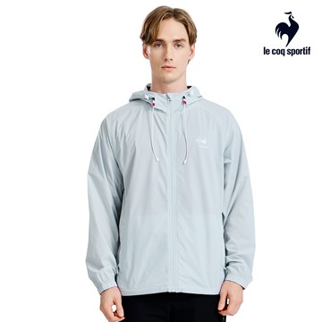 【LE COQ SPORTIF 法國公雞】男款霧灰綠色抗UV防風外套LWX61664