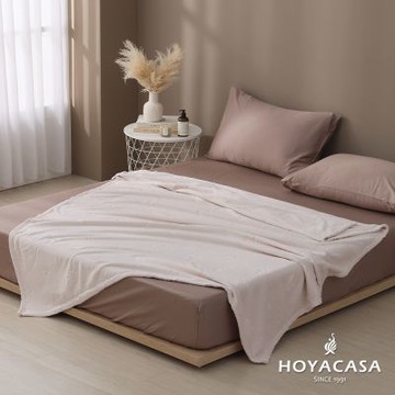 【HOYACASA 】x史努比聯名系列-交換禮物法蘭絨壓花毯(150×200cm)