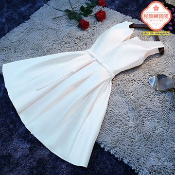 【姐妹團顯瘦】伴娘服 晚禮服 小禮服 年會禮服 連衣裙 伴娘裙 白色系 秋季新款 修身顯瘦 多碼可選 秒發速遞