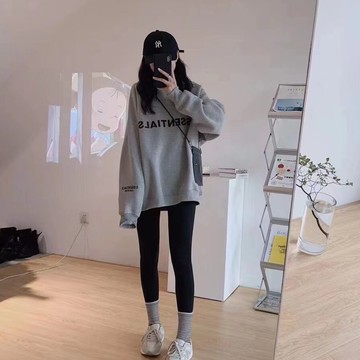 新款韓版寬松慵懶風圓領套頭字母印花衛衣+修飾鯊魚褲兩件套
