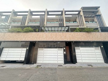 大坪頂電梯豪墅大地坪＋雙車位｜5套房景觀宅｜高雄市小港區高坪二十七街