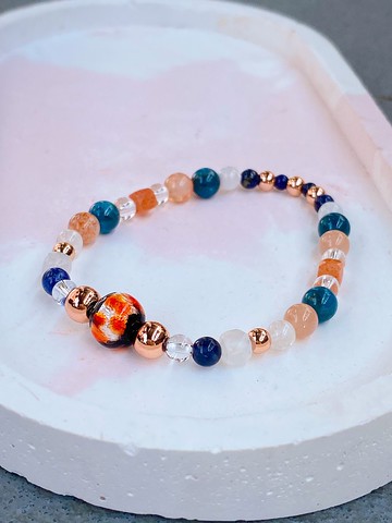 【主星序曲】太陽石 橙月光 藍磷灰 青金石 白水晶 水晶手鍊