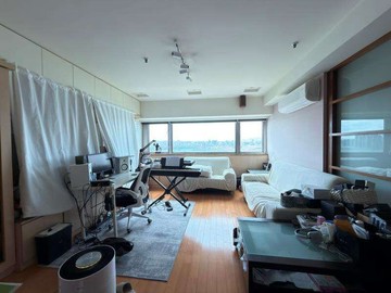 稀有出售~台北菠爾河景採光3房平面車位~屋主誠售｜新北市永和區環河西路二段